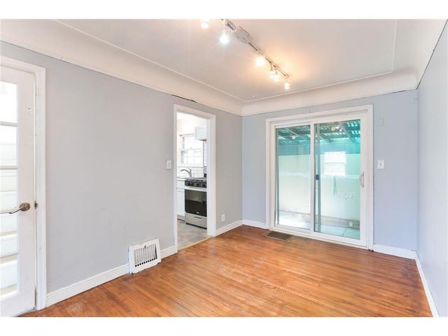 1135 Magnolia Avenue E, Saint Paul, MN 55106