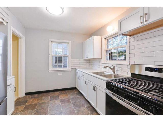 1135 Magnolia Avenue E, Saint Paul, MN 55106
