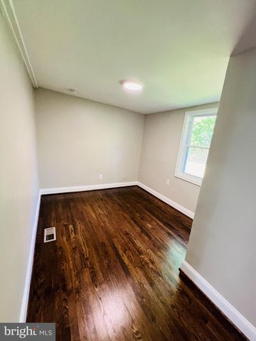 5709 DADE ST, Capitol Heights, MD 20743