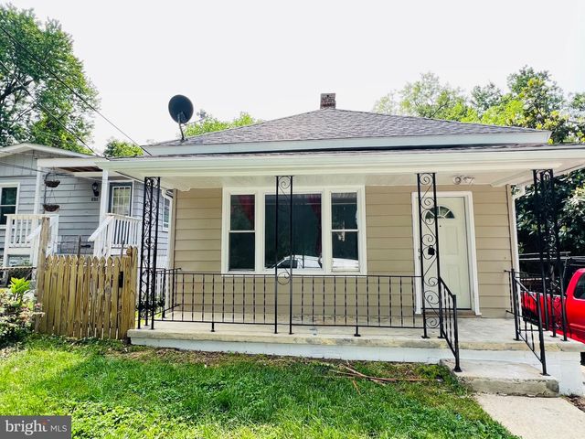 5709 DADE ST, Capitol Heights, MD 20743