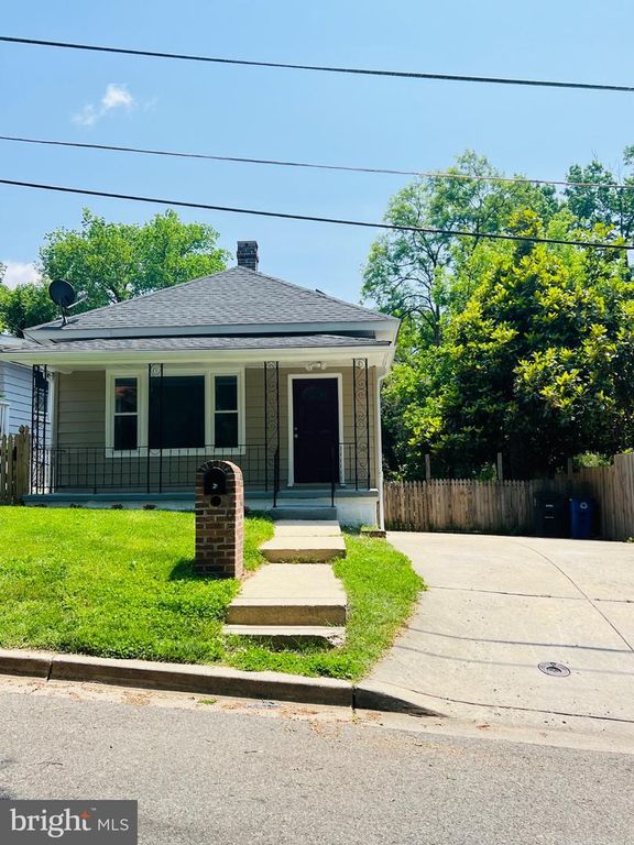 5709 DADE ST, Capitol Heights, MD 20743