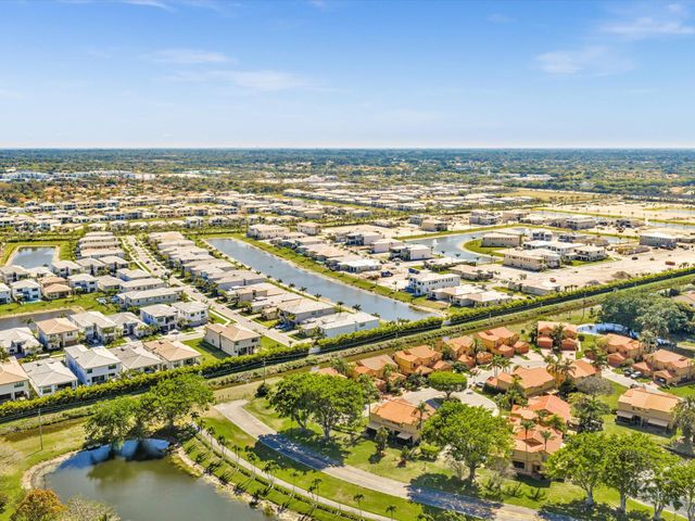 19982 Villa Lante Place, Boca Raton, FL 33434