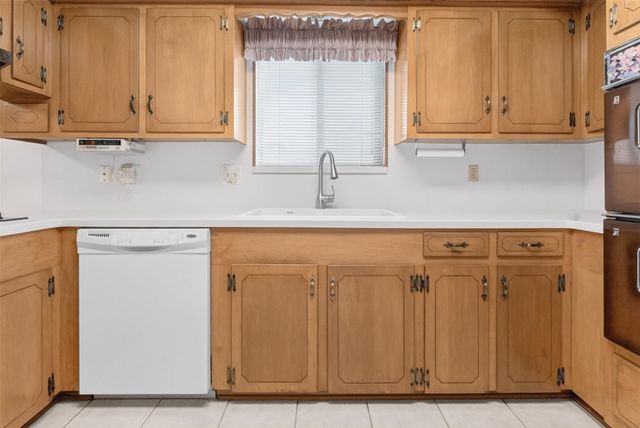 12507 Kingsride Lane, Houston, TX 77024