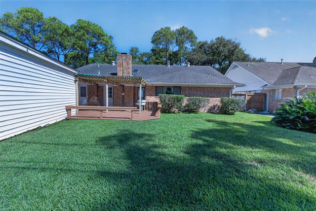 12507 Kingsride Lane, Houston, TX 77024