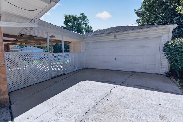 12507 Kingsride Lane, Houston, TX 77024