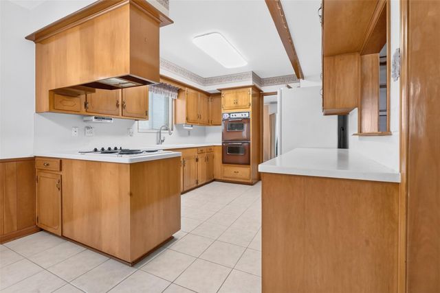 12507 Kingsride Lane, Houston, TX 77024