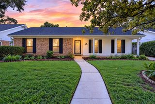 12507 Kingsride Lane, Houston, TX 77024