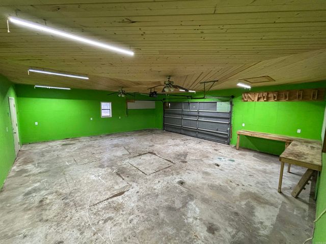 703 W 4Th St, Lonoke, AR 72086