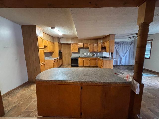 703 W 4Th St, Lonoke, AR 72086