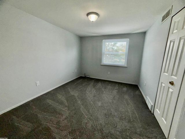 45183 Kensington Street, Utica, MI 48317