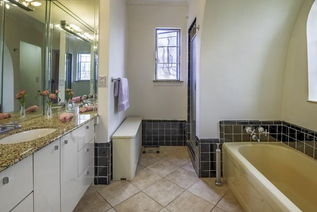 141-27 Coolidge Avenue, New York City, NY 11435