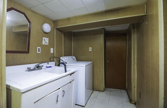 141-27 Coolidge Avenue, New York City, NY 11435