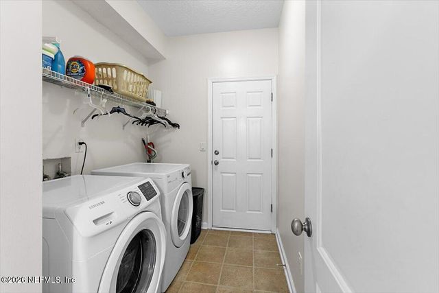 5888 WIND CAVE Lane, Jacksonville, FL 32258