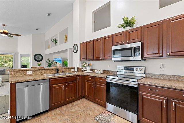 5888 WIND CAVE Lane, Jacksonville, FL 32258