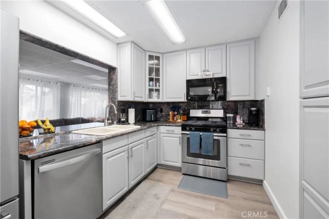 20852 Lancelot Lane, Huntington Beach, CA 92646
