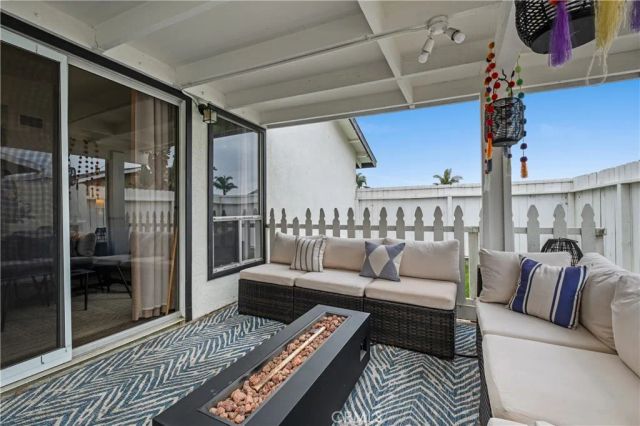 20852 Lancelot Lane, Huntington Beach, CA 92646