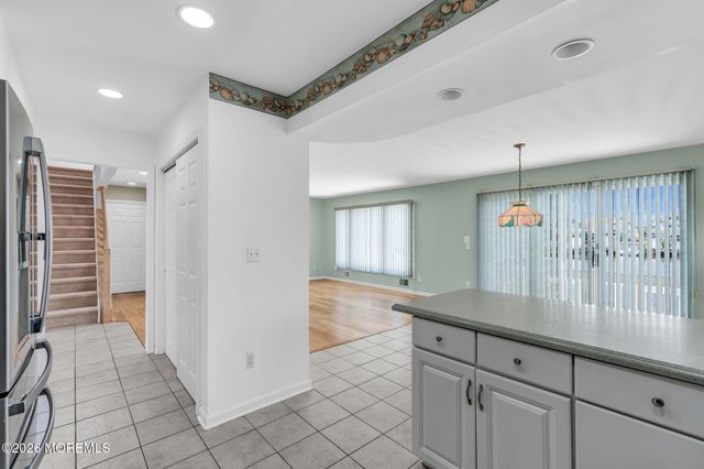 30 Toppinglift Drive, Bayville, NJ 08721