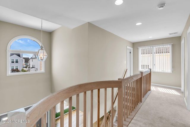 30 Toppinglift Drive, Bayville, NJ 08721