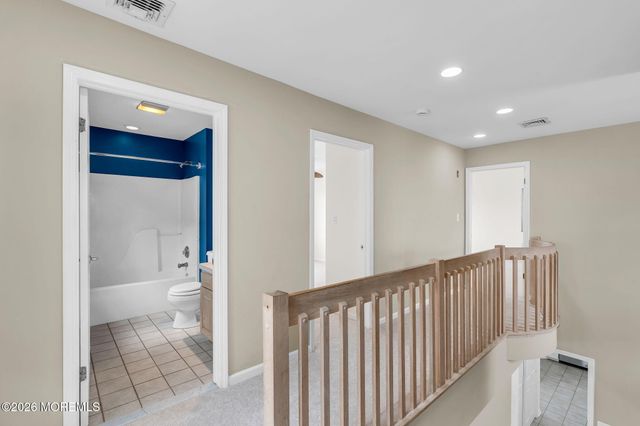 30 Toppinglift Drive, Bayville, NJ 08721