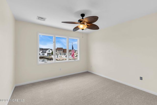 30 Toppinglift Drive, Bayville, NJ 08721