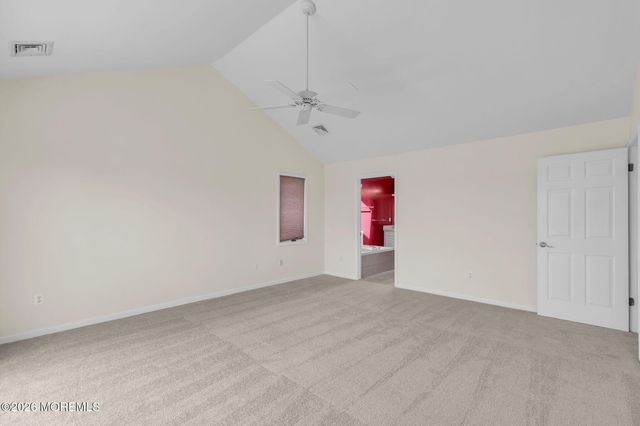 30 Toppinglift Drive, Bayville, NJ 08721