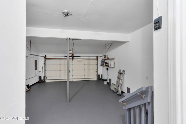 30 Toppinglift Drive, Bayville, NJ 08721