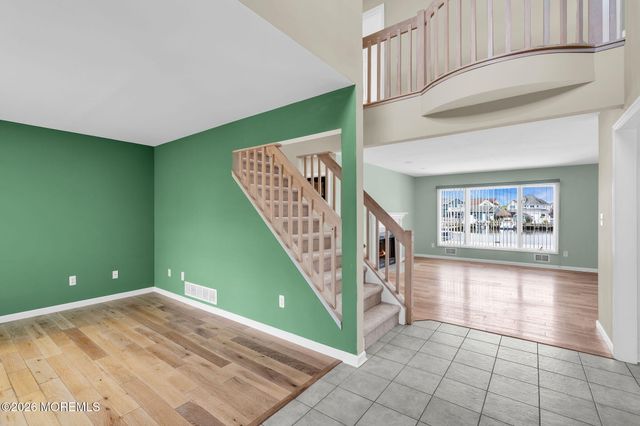 30 Toppinglift Drive, Bayville, NJ 08721
