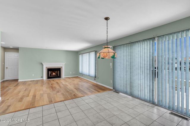 30 Toppinglift Drive, Bayville, NJ 08721