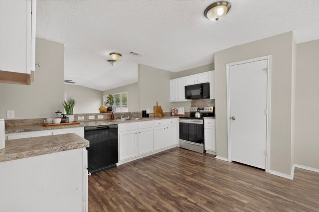 625 Spillway Drive, Little Elm, TX 75068