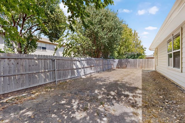 625 Spillway Drive, Little Elm, TX 75068