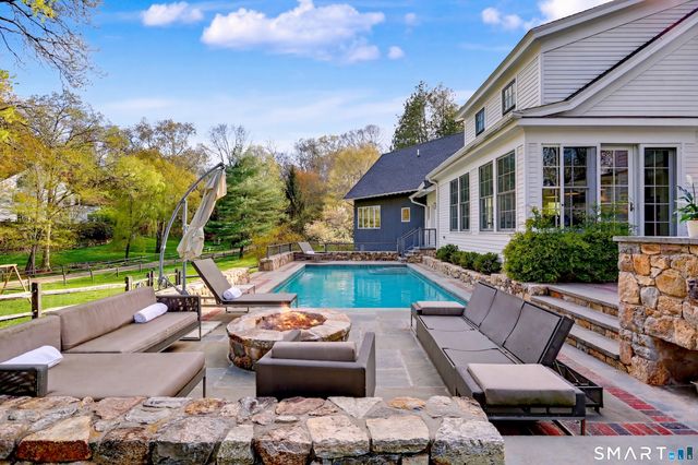 10 Cedar Lane, Weston, CT 06683