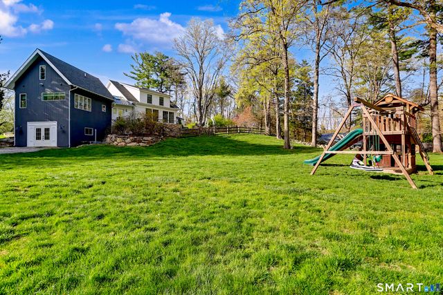 10 Cedar Lane, Weston, CT 06683