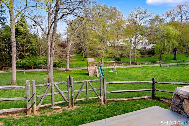 10 Cedar Lane, Weston, CT 06683