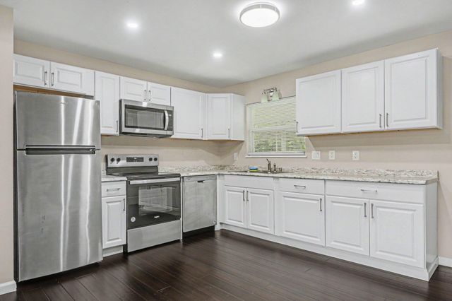 5015 Fullerton Drive, Columbus, OH 43232