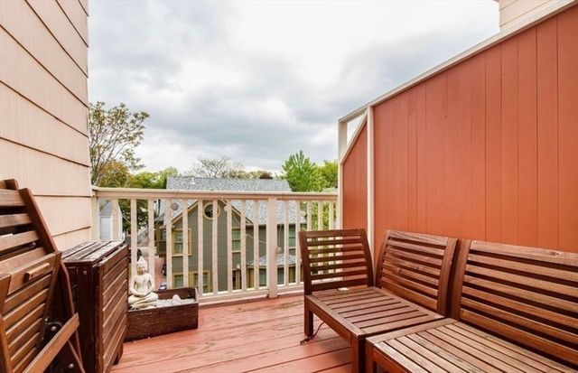 53 Prince St 3, Cambridge, MA 02139