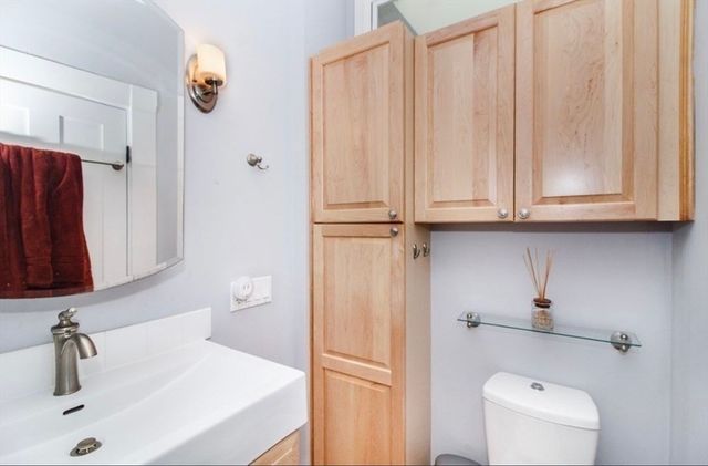 53 Prince St 3, Cambridge, MA 02139