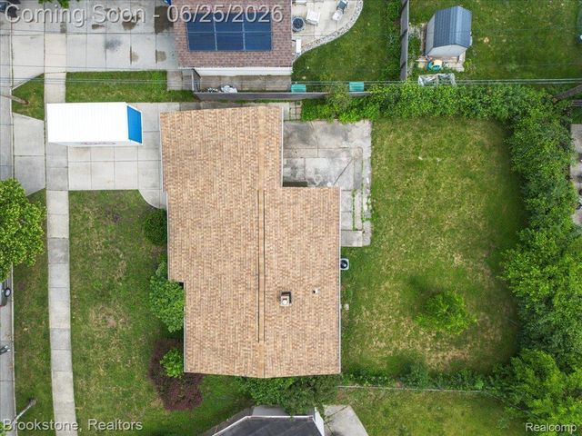 24210 Beverly Street, Oak Park, MI 48237
