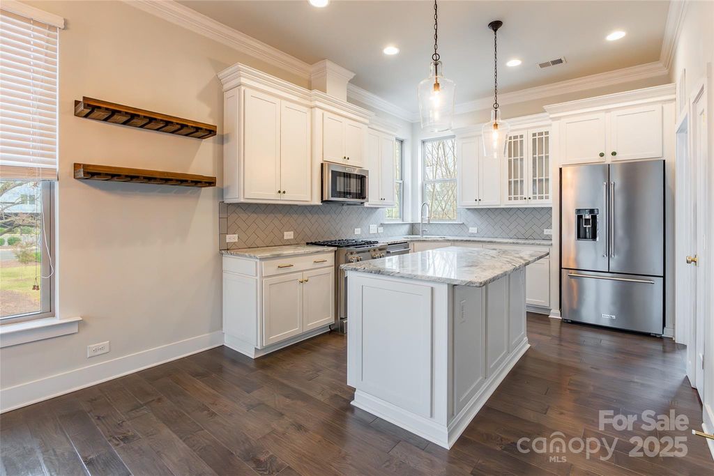 2515 Euclid Avenue, Charlotte, NC 28203