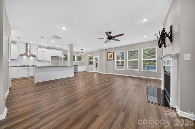 1879 Felts Parkway, Fort Mill, SC 29715