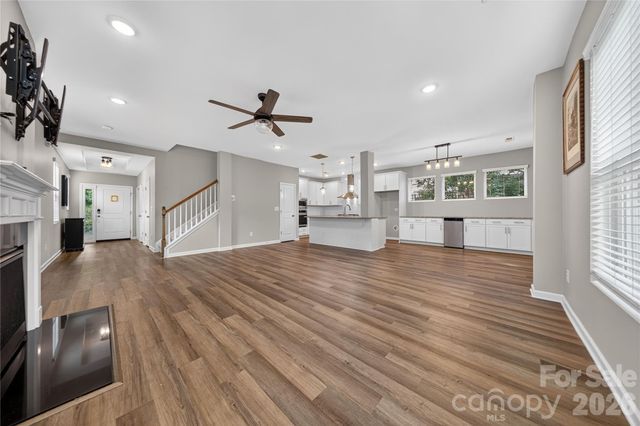 1879 Felts Parkway, Fort Mill, SC 29715