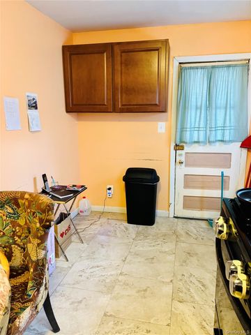 113 Old Bay Street, Peekskill, NY 10566