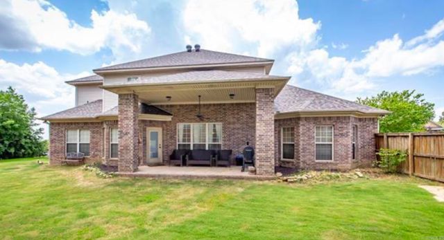 1916 Oakbrook Drive, Sherwood, AR 72120