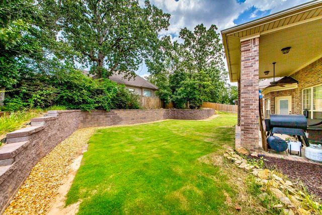 1916 Oakbrook Drive, Sherwood, AR 72120