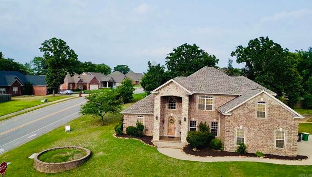 1916 Oakbrook Drive, Sherwood, AR 72120