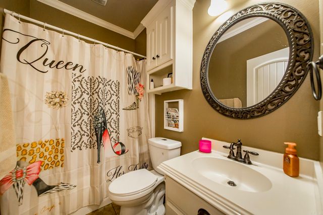 1916 Oakbrook Drive, Sherwood, AR 72120