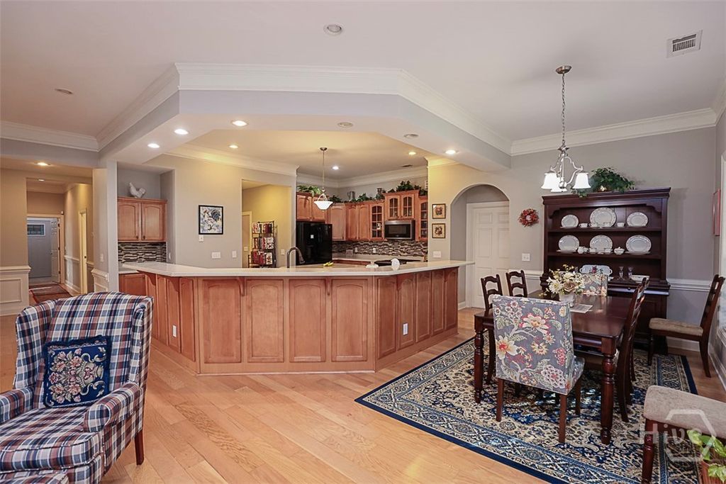 Image 12 of property listing at 1502 River Oaks Drive, Richmond Hill, GA 31324