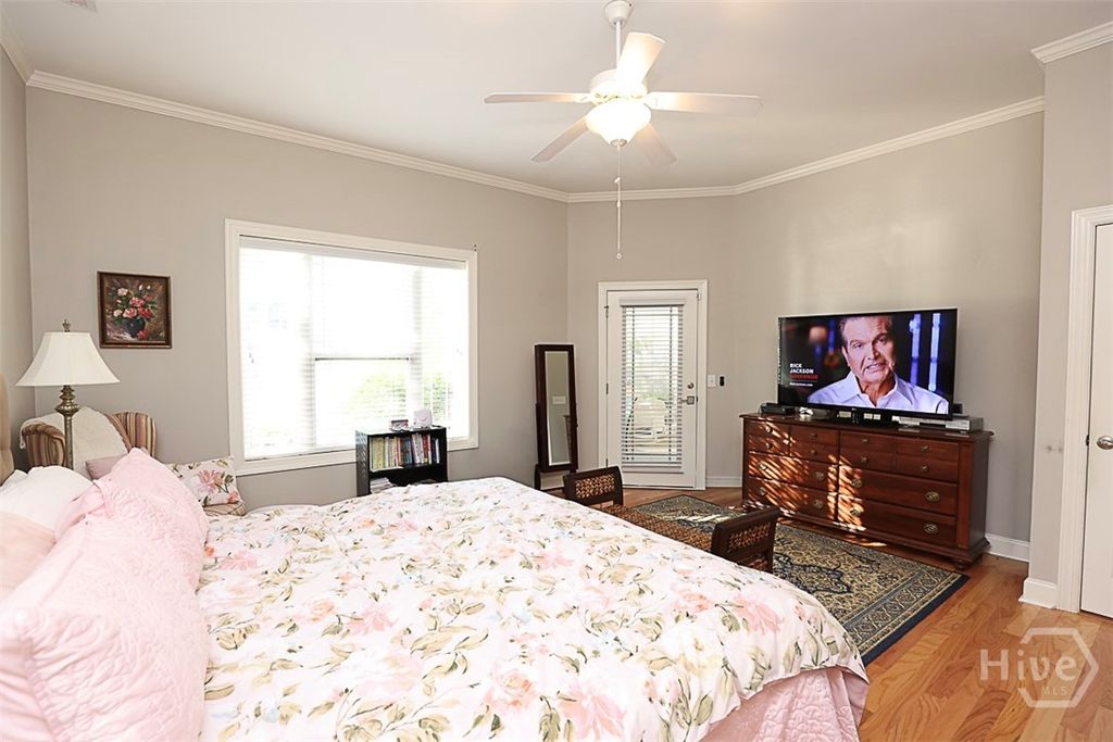 Image 16 of property listing at 1502 River Oaks Drive, Richmond Hill, GA 31324