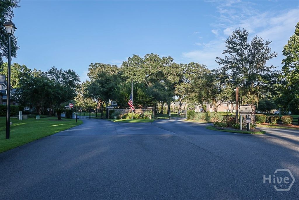 Image 31 of property listing at 1502 River Oaks Drive, Richmond Hill, GA 31324
