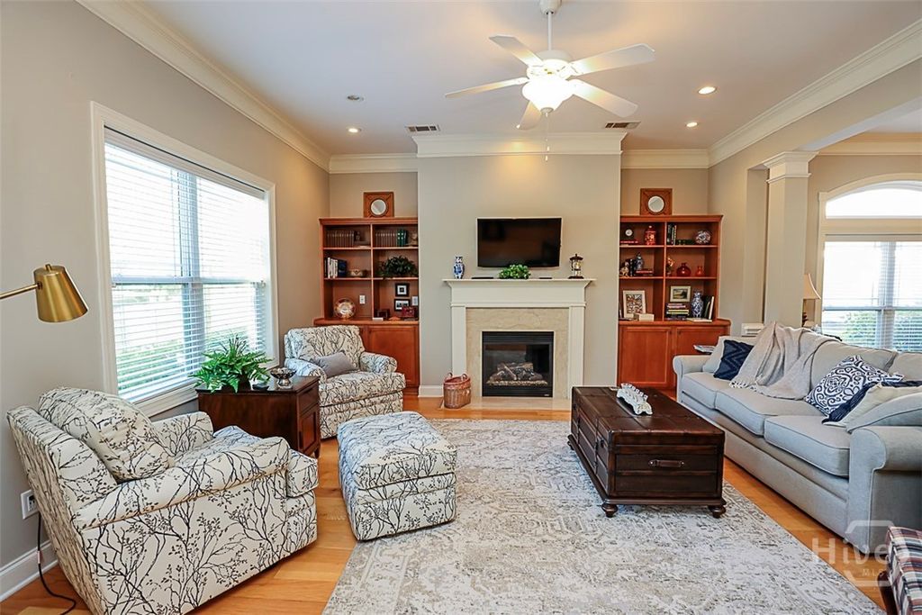 Image 4 of property listing at 1502 River Oaks Drive, Richmond Hill, GA 31324