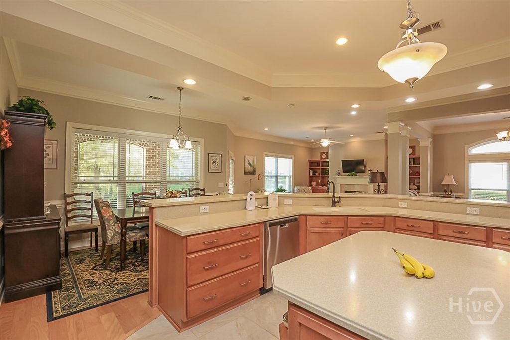 Image 9 of property listing at 1502 River Oaks Drive, Richmond Hill, GA 31324